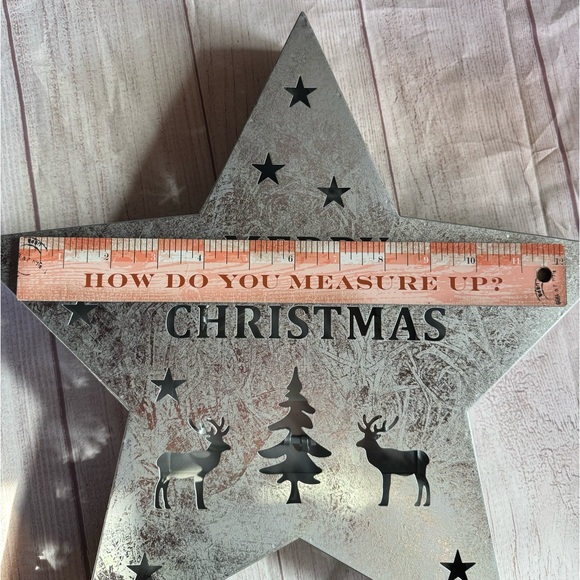 Holiday Star Merry Christmas Reindeer Snowflake Light Up Metal Wall/Shelf Decor - Picture 4 of 11